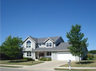 W159S7563 Quietwood Dr, Muskego, WI 53150