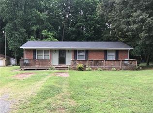 10127 Harbor Dr, Charlotte, NC 28214