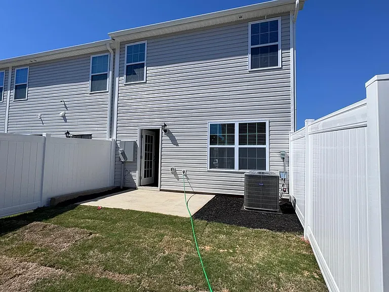 200 Canopy Dr — Photo 24