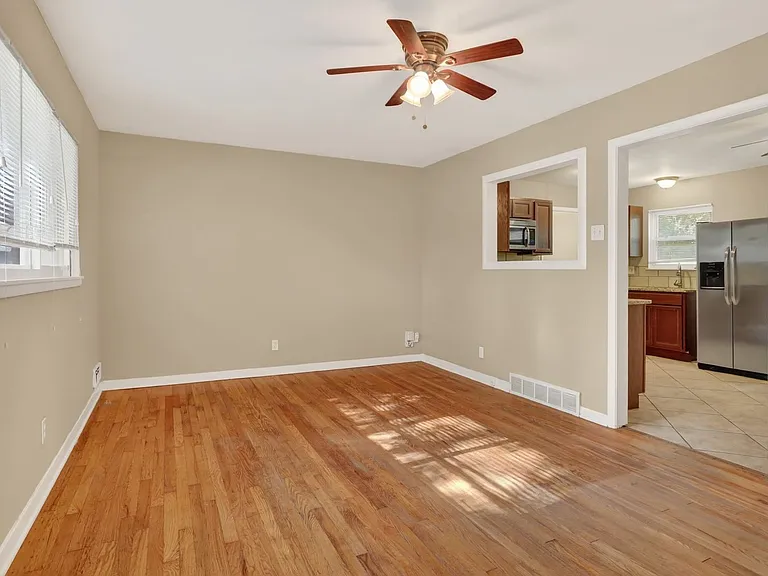 7821 Birch St — Photo 5