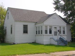 703 N 7th Ave, Hopewell, VA 23860