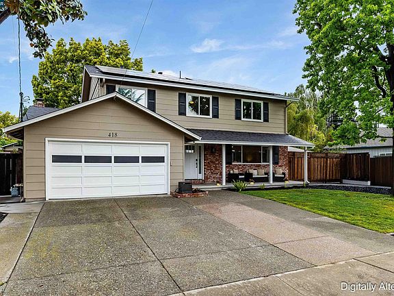 3rd image of 418 Devon Ct