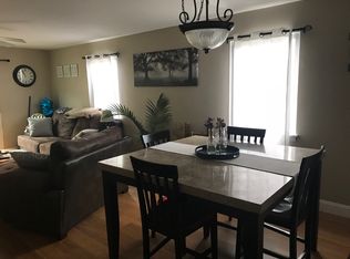 H13 Bradley Cir, Enfield, CT 06082