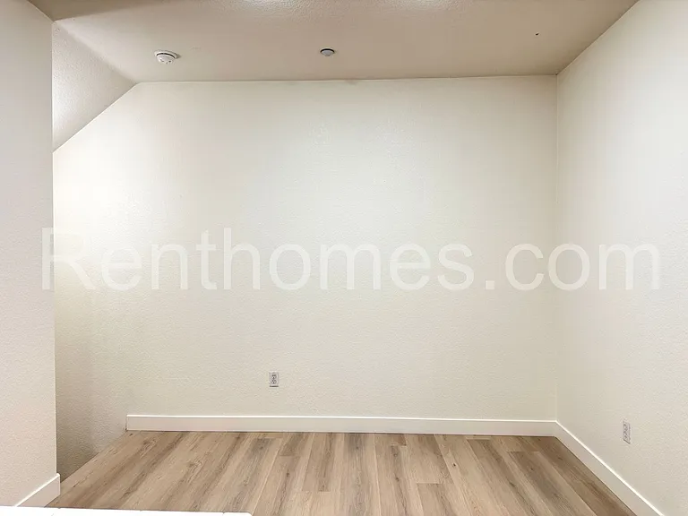 1603 White Hickory Pl — Photo 8