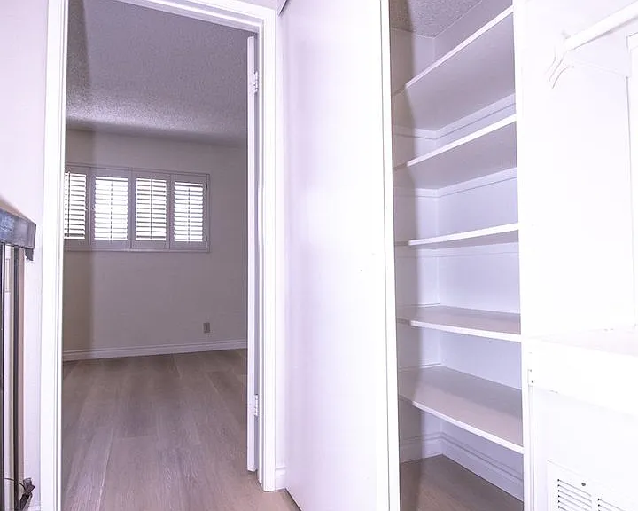 848 W Huntington Dr #28 — Photo 39