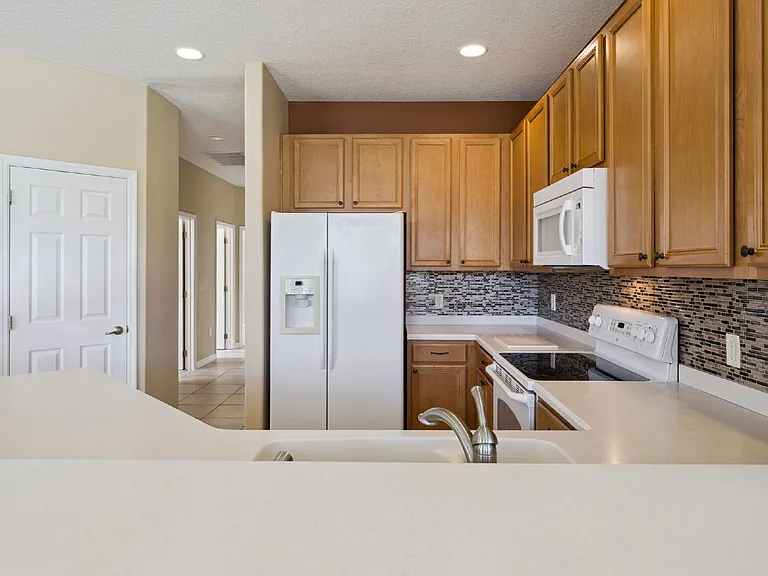 4576 Barbados Loop — Photo 12