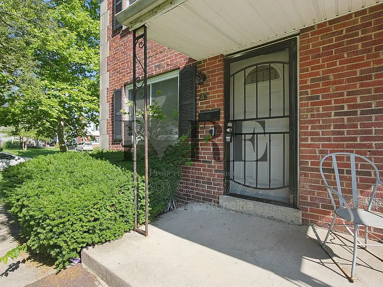 316A South Blvd — Photo 4