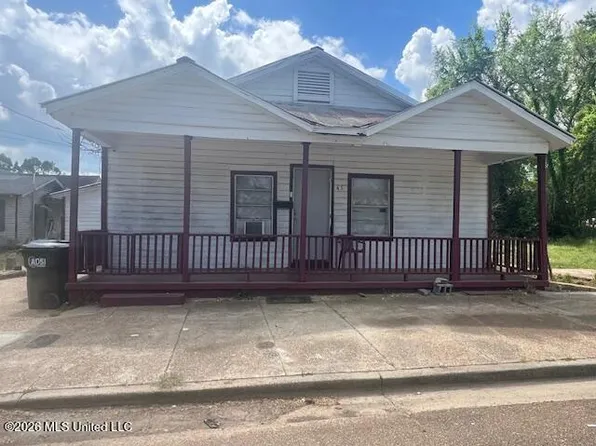 45 Beaumont St, Natchez, MS 39120