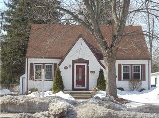 1422 Wehrle Dr, Williamsville, NY 14221