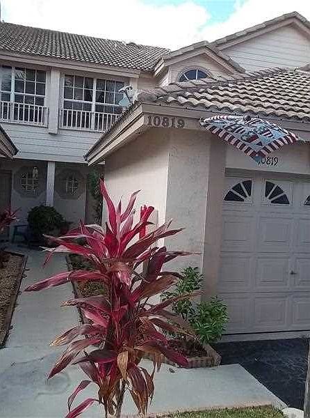 1st image of 10819 Cypress Glen Dr #10819