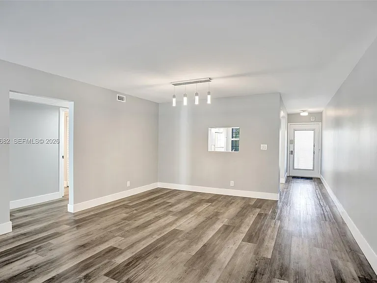 3001 Portofino Isle #K2 — Photo 24
