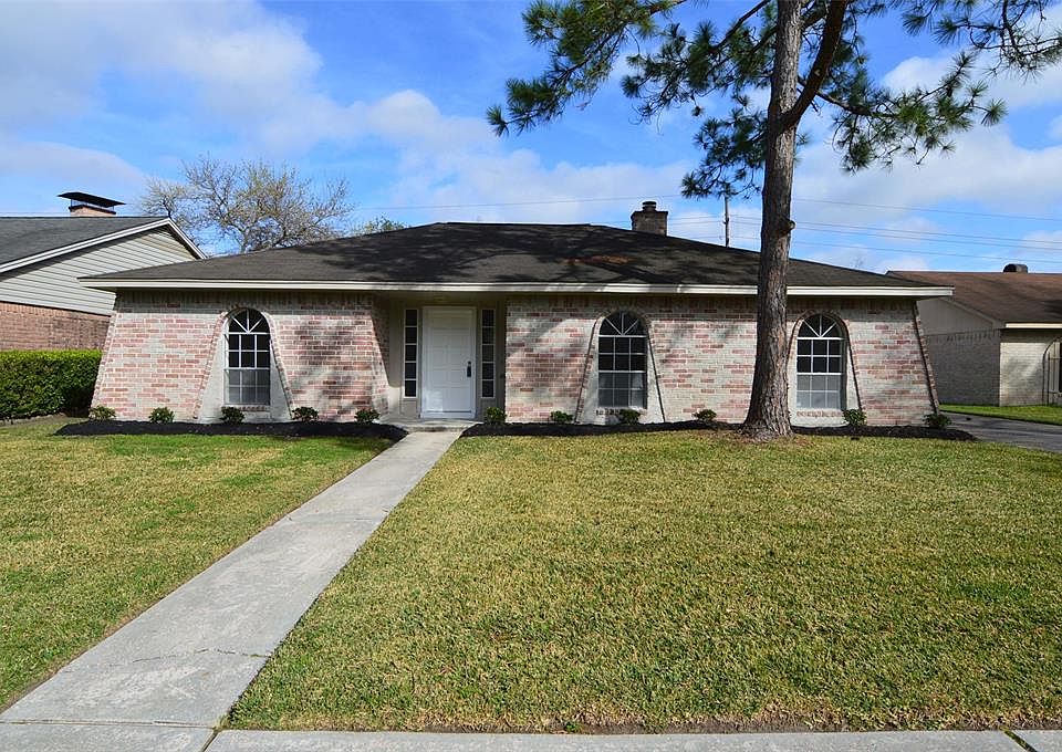 1st image of 13322 Cologne Dr