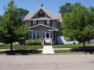 206 McKinley Ave, Maddock, ND 58348
