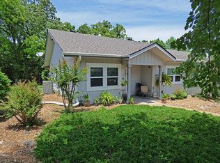 6 Spring River Ln, Cherokee Village, AR 72529