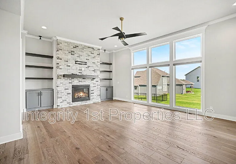 1304 NW 107th Ter — Photo 5