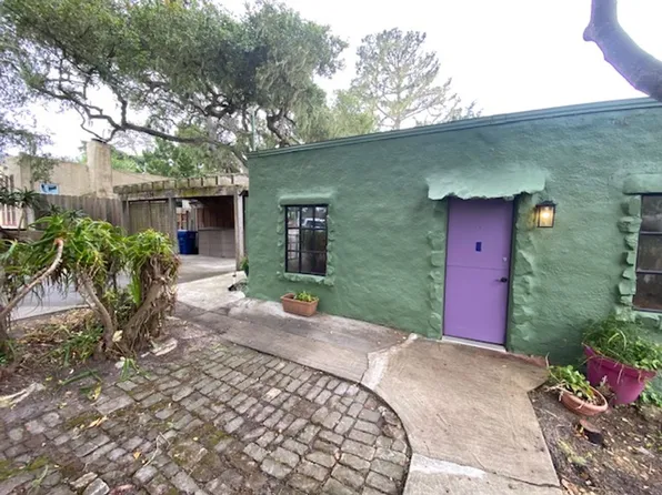 1114 Devisadero St, Pacific Grove, CA 93950