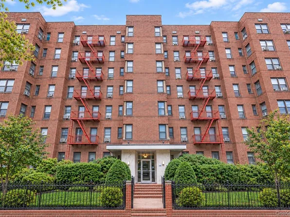 141-60 84th Road #3G, Briarwood, NY 11435