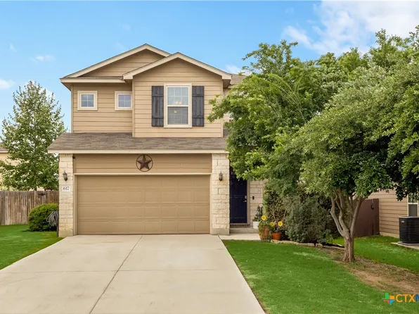 617 Community Dr, New Braunfels, TX 78132