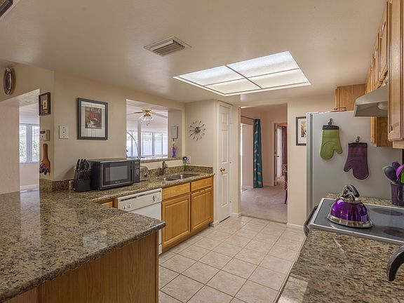 4th image of 9112 Regents Park Dr
