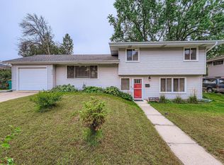 2619 65th Ave N, Brooklyn Center, MN 55430