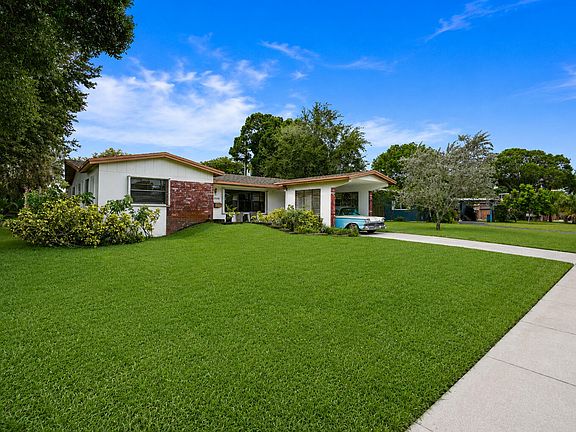 4th image of 3358 SW 16th Court SW