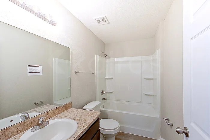 1303 Mull St — Photo 13