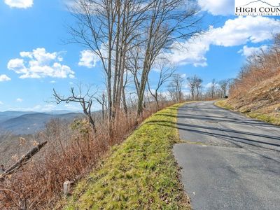 209 Cloud Spring, Banner Elk, NC, 28604
