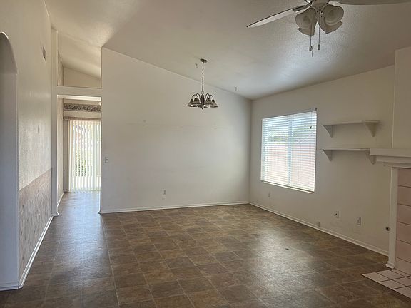 2nd image of 31479 Calle Los Padres