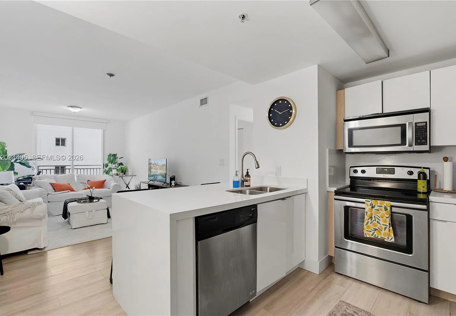 Fortune House Condo — Photo 1