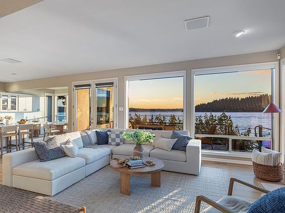 4th image of 3711 Lake Washington Blvd N