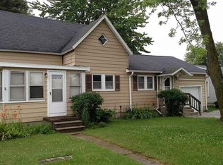 309 S Forest St, Standish, MI 48658