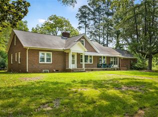 1033 G W Stevens Rd, Belton, SC 29627
