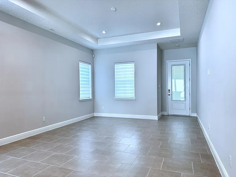 14770 Sancar Aly — Photo 4
