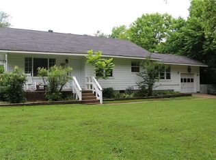 1843 N Janice Ave, Fayetteville, AR 72703