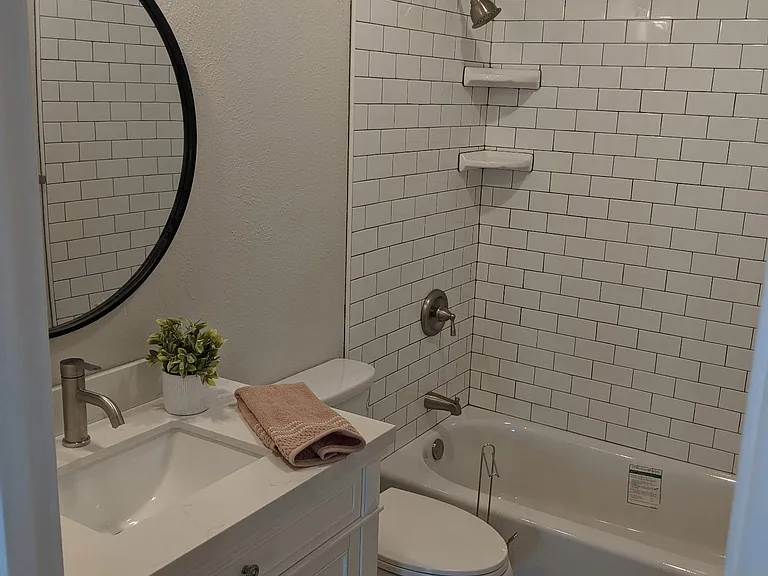 138 Hobson Ln — Photo 38