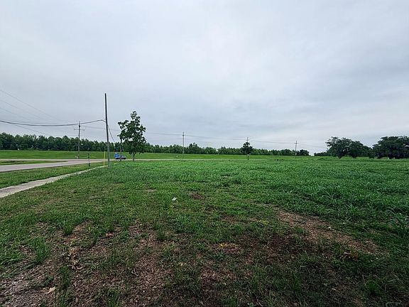 5th image of S Kenner Ave