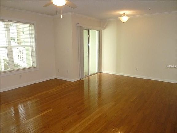 5th image of 607 S Albany Ave