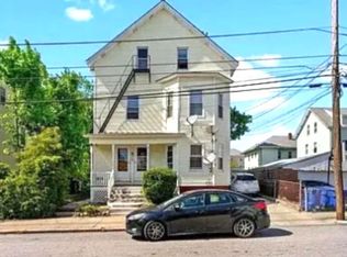 13 Magill St, Pawtucket, RI 02860