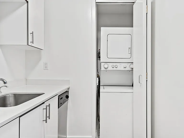 2270 Frederick Douglass Blvd #B — Photo 6