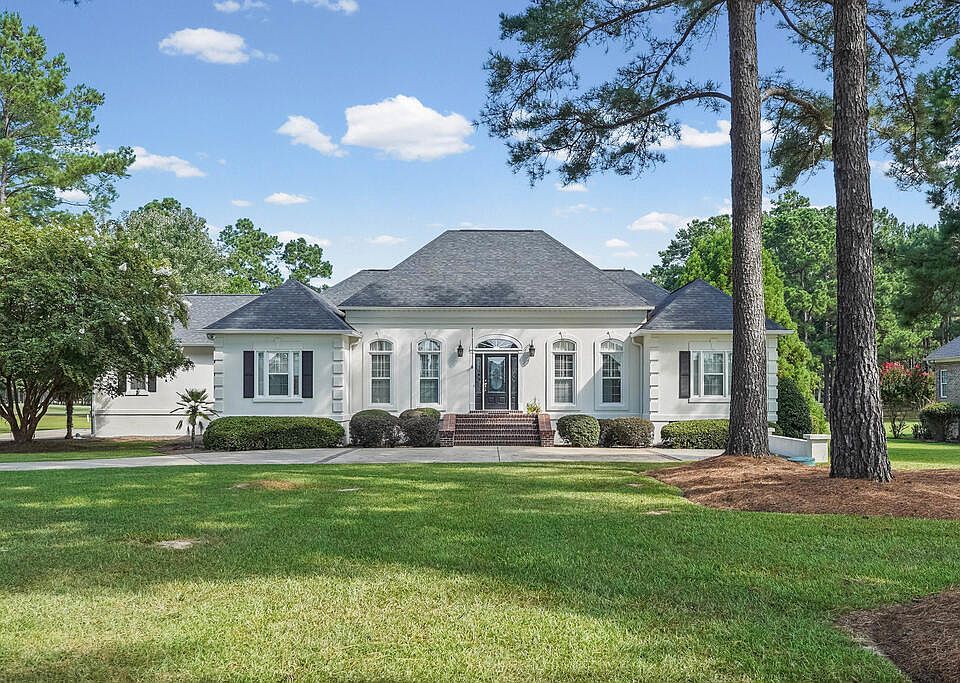 1st image of 713 River Chase Ln