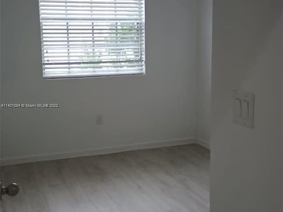 5th image of 291 SW 7th Ct #291