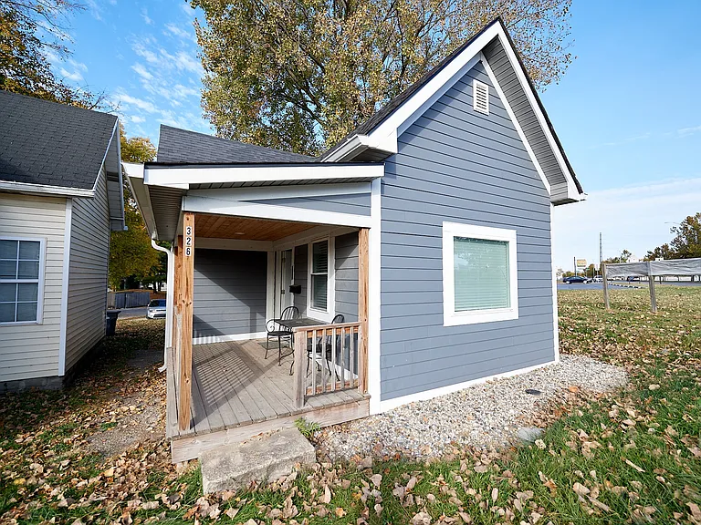 326 N Harding St — Photo 1