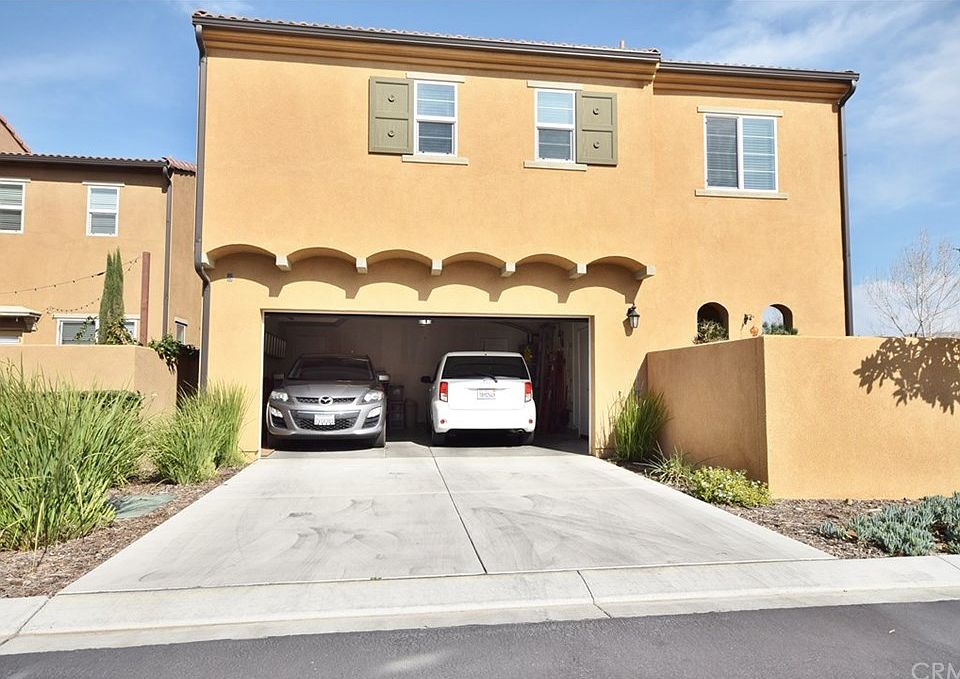 1st image of 31797 Paseo Lirio