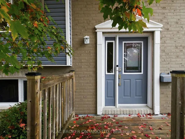 202 Santiago St, Carleton Place, ON K7C 4S5