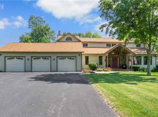 128 Mallard Bay Rd, Chittenango, NY 13037