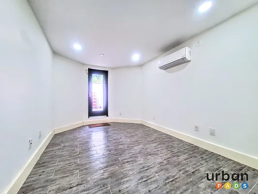 Rented by Urban Pads | media 2