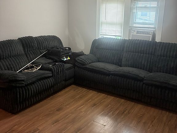 5th image of 16 Terrace Ave Floor 2