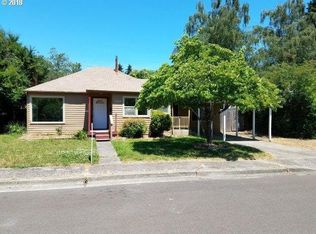 1664 W Ann Ave, Roseburg, OR 97471