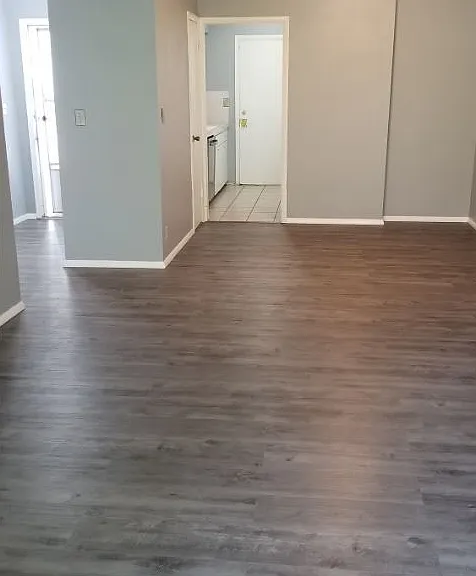 6303 S Owasso Ave — Photo 2
