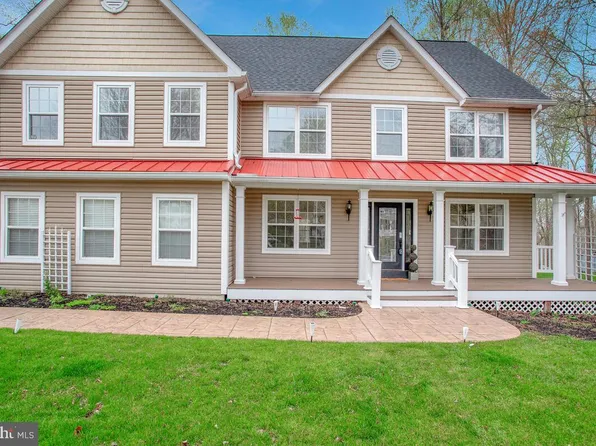 63 Cross Point Dr, Owings, MD 20736